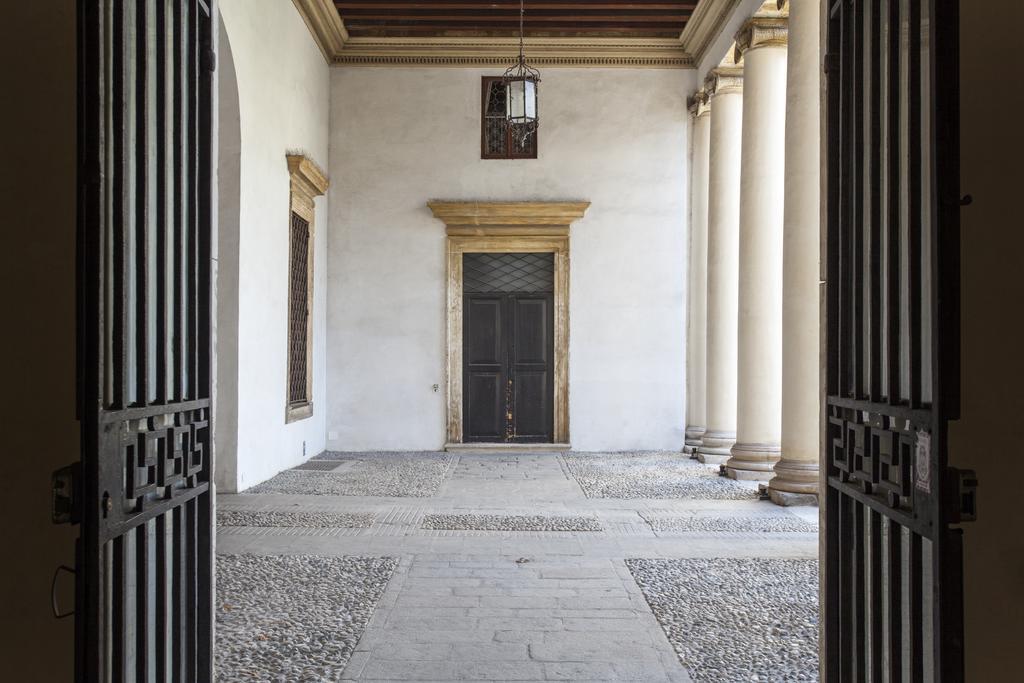 Palazzo Valmarana Braga *